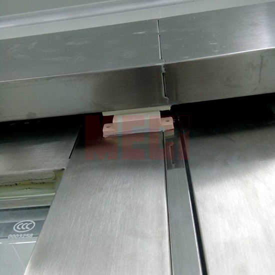 Công tắc từ kết nối tại cửa